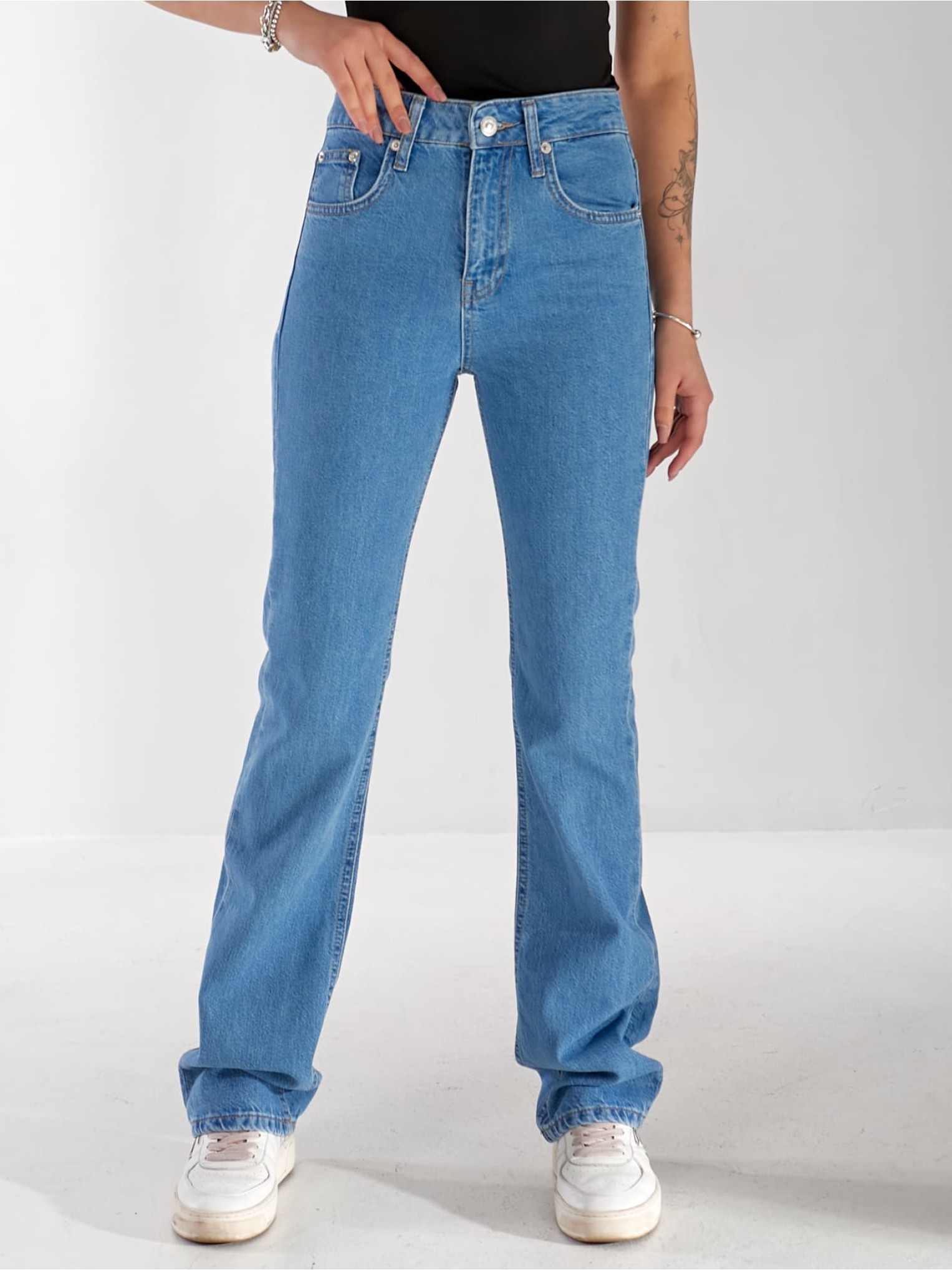 Джинси Pony Wide leg жіночі свiтло-синього кольору 33177